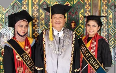Lulusan Terbaik