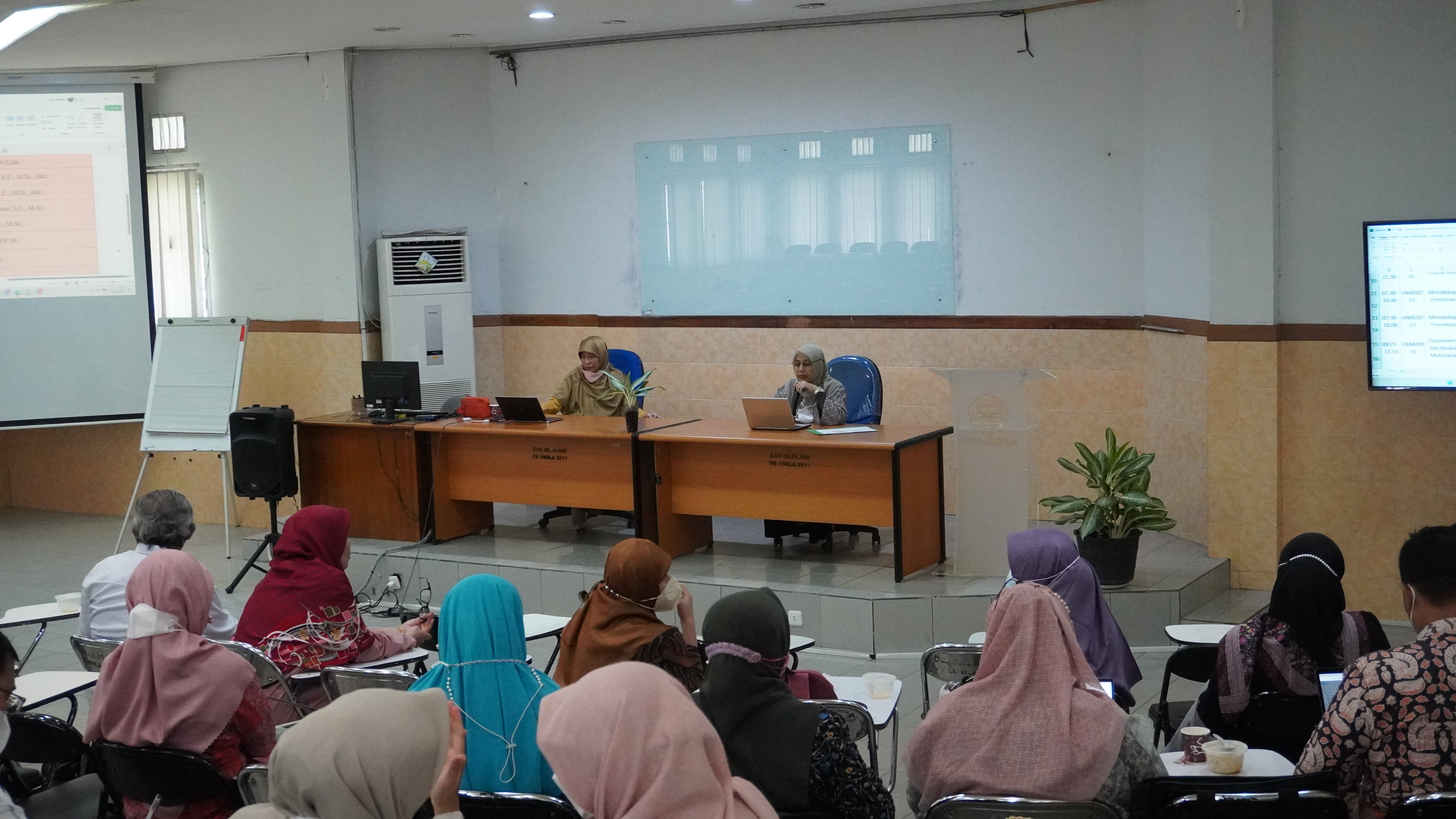 Jurusan Akuntansi Mengadakan Rapat Pemilihan Senat, Ketua S2 Ilmu Akuntansi, Ketua Lab dan Pembagian Mata Kuliah.